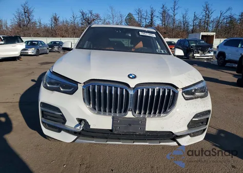 2022 BMW X5 xDrive40I z USA, uszkodzony, nr VIN 5UXCR6C06N9K30550